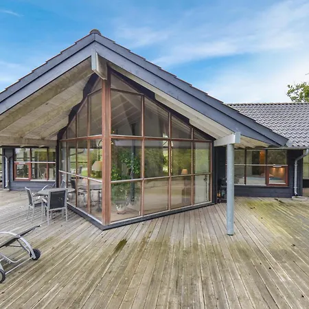 Kystvejen I Holiday home *